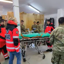 Zobacz zdjęcie: Wspólne ćwiczenia żołnierzy US Army i ratowników medycznych z Bolesławca