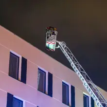 Zobacz zdjęcie: Nocna akcja strażaków przy hotelu Ibis
