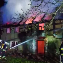 Zobacz zdjęcie: Pożar budynku w Wierzbowej