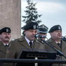 Zobacz zdjęcie: Przekazanie sztandaru w 10 Brygadzie Kawalerii Pancernej w Świętoszowie