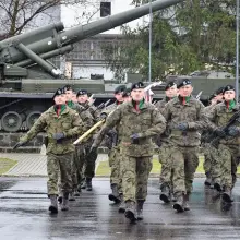 Zobacz zdjęcie: Święto Artylerzystów i ślubowanie uczniów klasy mundurowej z II LO w Bolesławcu