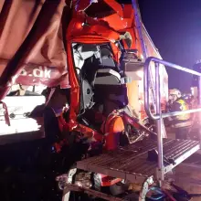 Zobacz zdjęcie: Wypadek z udziałem ciężarówek na A4