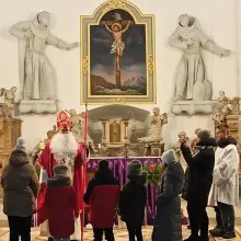 Zobacz zdjęcie: Mieszkańcy Zbaraża z paczkami