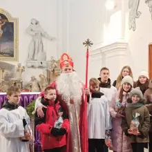 Zobacz zdjęcie: Mieszkańcy Zbaraża z paczkami