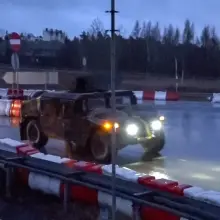 Zobacz zdjęcie: Kolejna kolumna pojazdów US Army wjechała do Polski