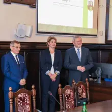 Zobacz zdjęcie: Radni uroczyście pożegnali Jerzego Zielińskiego, byłego sekretarza Miasta Bolesławiec