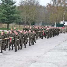 Zobacz zdjęcie: Bolesławieccy artylerzyści: dzień sportu z udziałem US Army