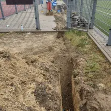 Zobacz zdjęcie: Budowa oświetlenia boiska wielofunkcyjnego na Os. Kwiatowym