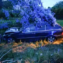 Zobacz zdjęcie: Auto po kolizji