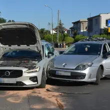 Zobacz zdjęcie: Wypadek na skrzyżowaniu Góralska–Staszica w Bolesławcu