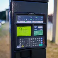 Zobacz zdjęcie: Parking przed dworcem PKP płatny