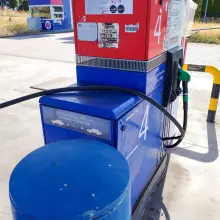 Переглянути фотографію: Колишня автозаправна станція Tesco