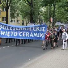 Zobacz zdjęcie: Zobacz paradę ceramiczną, która przeszła ulicami Bolesławca