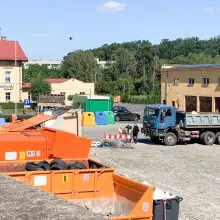 Zobacz zdjęcie: Rozbierają portiernię i biuro PSZOK-u na Staszica