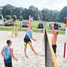 Zobacz zdjęcie: Mistrzostwa Województwa Dolnośląskiego Strażaków PSP w Siatkówce Plażowej