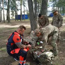 Zobacz zdjęcie: Ćwiczenia z udziałem ratowników medycznych z Bolesławca