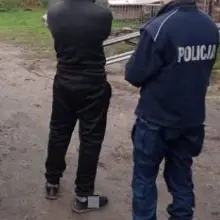 Zobacz zdjęcie: Podejrzany i łup
