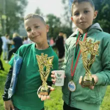 Переглянути фотографію: Чудовий виступ юних бігунів із ґміни Warta Bolesławiecka