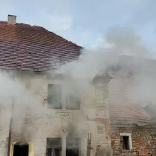 Zobacz zdjęcie: Pożar w pałacu w Tomaszowie Bolesławieckim