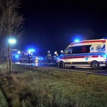 Zobacz zdjęcie: Opel wypadł z drogi