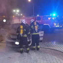 Zobacz zdjęcie: Akcja straży pożarnej w strefie