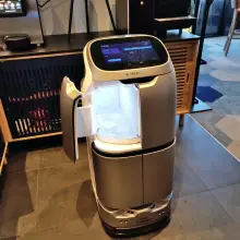 Zobacz zdjęcie: Roboty opanowały Winestone i Ibis