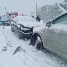 Zobacz zdjęcie: Czołowe zderzenie Toyoty z Audi