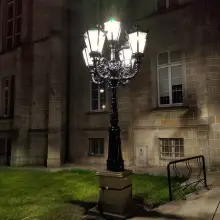 Zobacz zdjęcie: Latarnia przy Sądzie Rejonowym w Bolesławcu