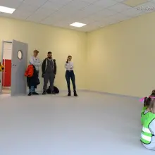 Zobacz zdjęcie: Rodzice i opiekuni w nowym przedszkolu przy Narcyzów