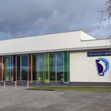 Zobacz zdjęcie: Nauka pływania dofinasowana ze środków Urzędu Marszałkowskiego Województwa Dolnośląskiego oraz środków Gminy Gromadka