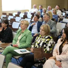Zobacz zdjęcie: Uczestnicy konferencji ws. budowy mostu na Bobrze