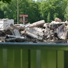 Zobacz zdjęcie: Trwa rozbiórka basenów odkrytych w Bolesławcu