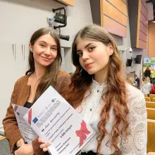 Zobacz zdjęcie: Kolejny sukces uczennic ZSB w Bolesławcu