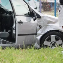 Zobacz zdjęcie: Zderzenie motocykla z autem koło wiaduktu