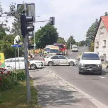 Zobacz zdjęcie: Zderzenie dwóch aut w Nowych Jaroszowicach