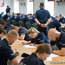 Zobacz zdjęcie: Policjanci