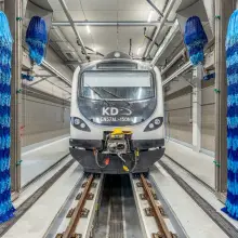 Zobacz zdjęcie: Hala serwisowa pociągów Kolei Dolnośląskich