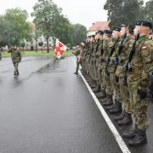 Zobacz zdjęcie: Uroczystość w 23 Śląskim Pułku Artylerii w Bolesławcu