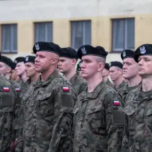 Zobacz zdjęcie: Uroczystość w 10 Brygadzie Kawalerii Pancernej w Świętoszowie