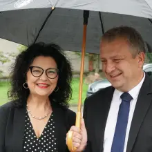 Zobacz zdjęcie: 9-osobowy pojazd trafił do bolesławieckiego Domu Pomocy Społecznej