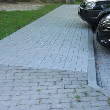 Переглянути фотографію: Тротуар у Nowogrodźcu
