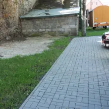 Переглянути фотографію: Тротуар у Nowogrodźcu