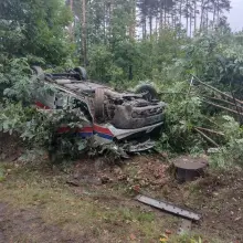 Zobacz zdjęcie: Dachowanie karetki między Węglińcem a Czerwoną Wodą