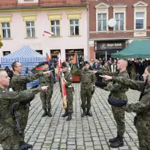 Zobacz zdjęcie: Uroczysta przysięga wojskowa w Chojnowie