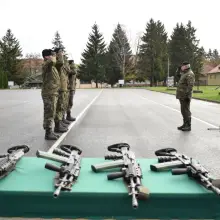 Zobacz zdjęcie: Elewi w 23 Śląskim Pułku Artylerii w Bolesławcu