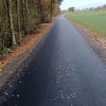 Zobacz zdjęcie: Ulica Leśna w Nowogrodźcu