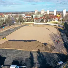Zobacz zdjęcie: Intensywne prace budowlane na stadionie miejskim w Bolesławcu