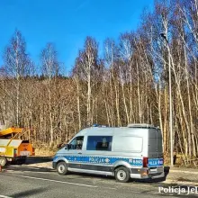 Переглянути фотографію: Робота служб на вулиці Spółdzielcza у Jelenia Góra