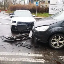 Zobacz zdjęcie: Zderzenie dwóch aut na Garncarskiej w Bolesławcu