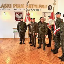 Zobacz zdjęcie: Uroczystość w 23 Śląskim Pułku Artylerii w Bolesławcu